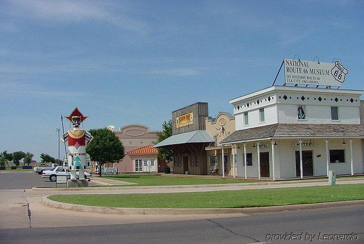 Holiday Inn Express Hotel And Suites Elk City By Ihg Exteriör bild